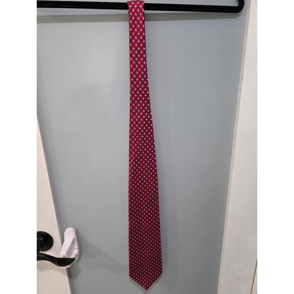 Nautica Red Geometric Pattern Silk Tie Classic Business Formal 58” Long - Picture 1 of 6